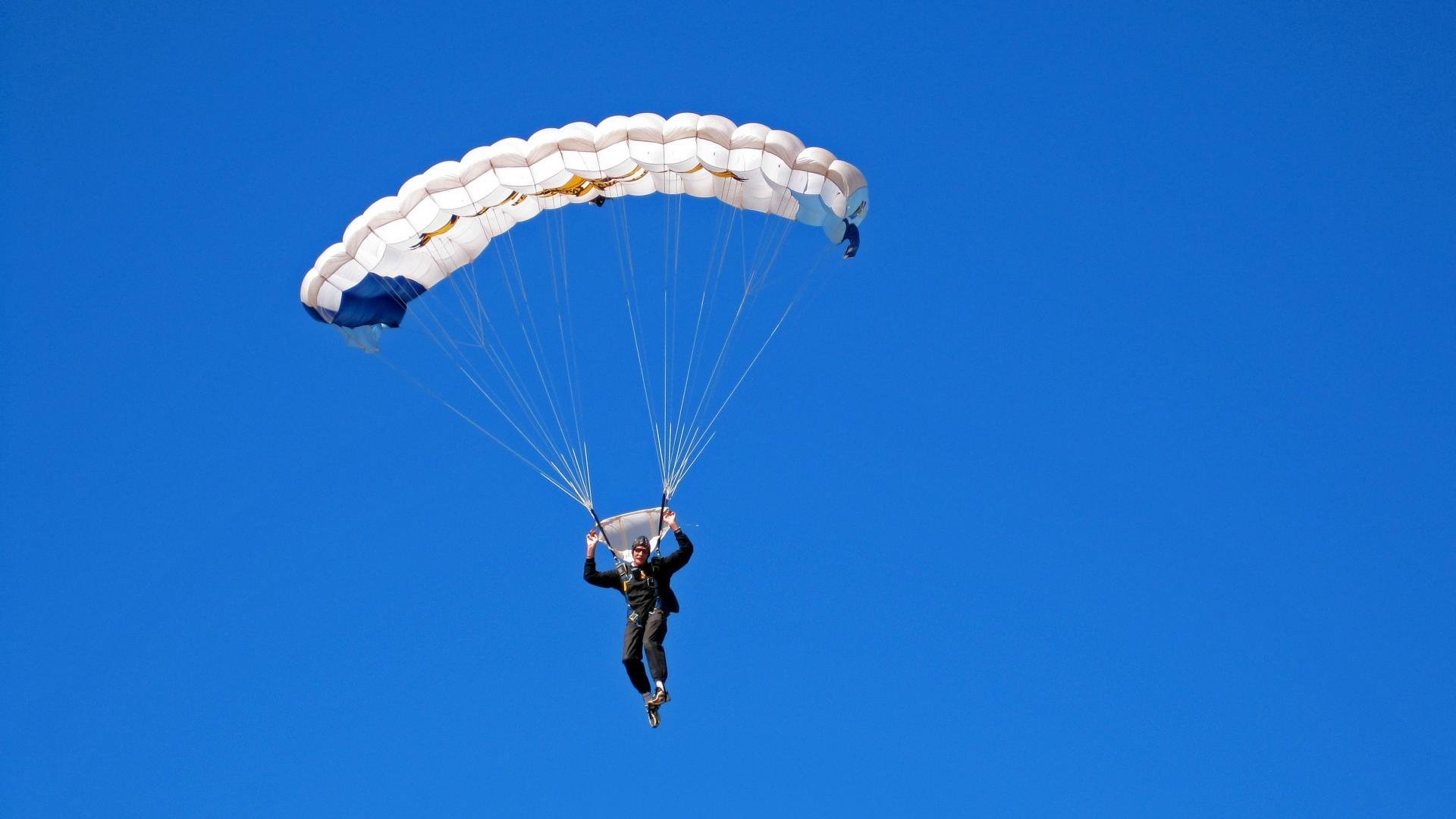 高校篮球管理课程设立为行业培养专业人才，篮球人才培养方案